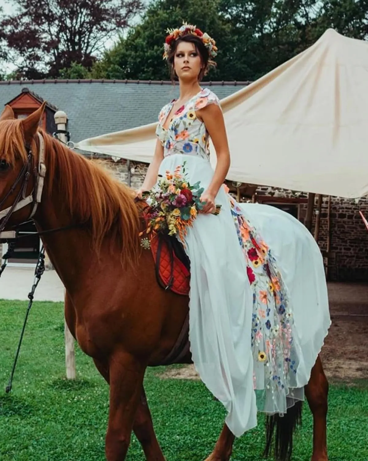 3D Flower Wedding Dresses for Bride Boho Embroidered Chiffon Cap Sleeve V Neck A Line Backless Bridal Gowns
