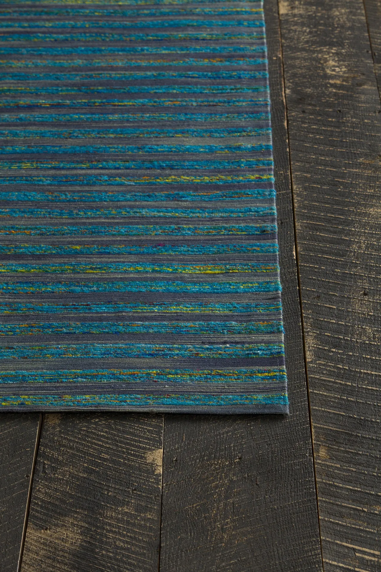 Aletta Collection Hand-Woven Area Rug