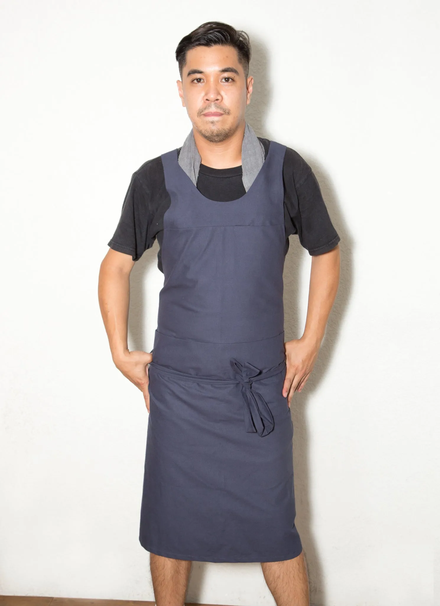 Banana Leaf Pocket Apron (Adult) - Dark Blue