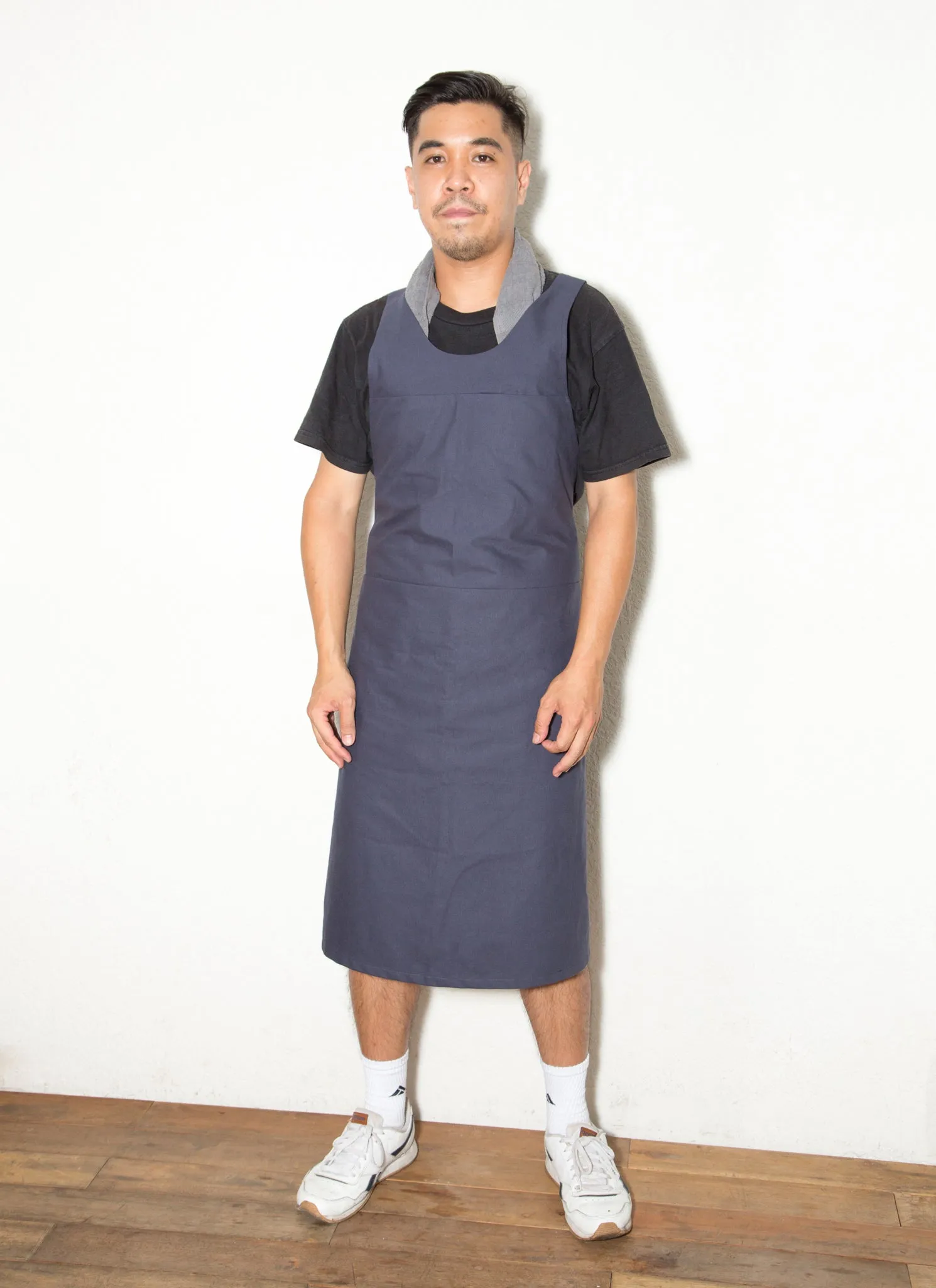 Banana Leaf Pocket Apron (Adult) - Dark Blue