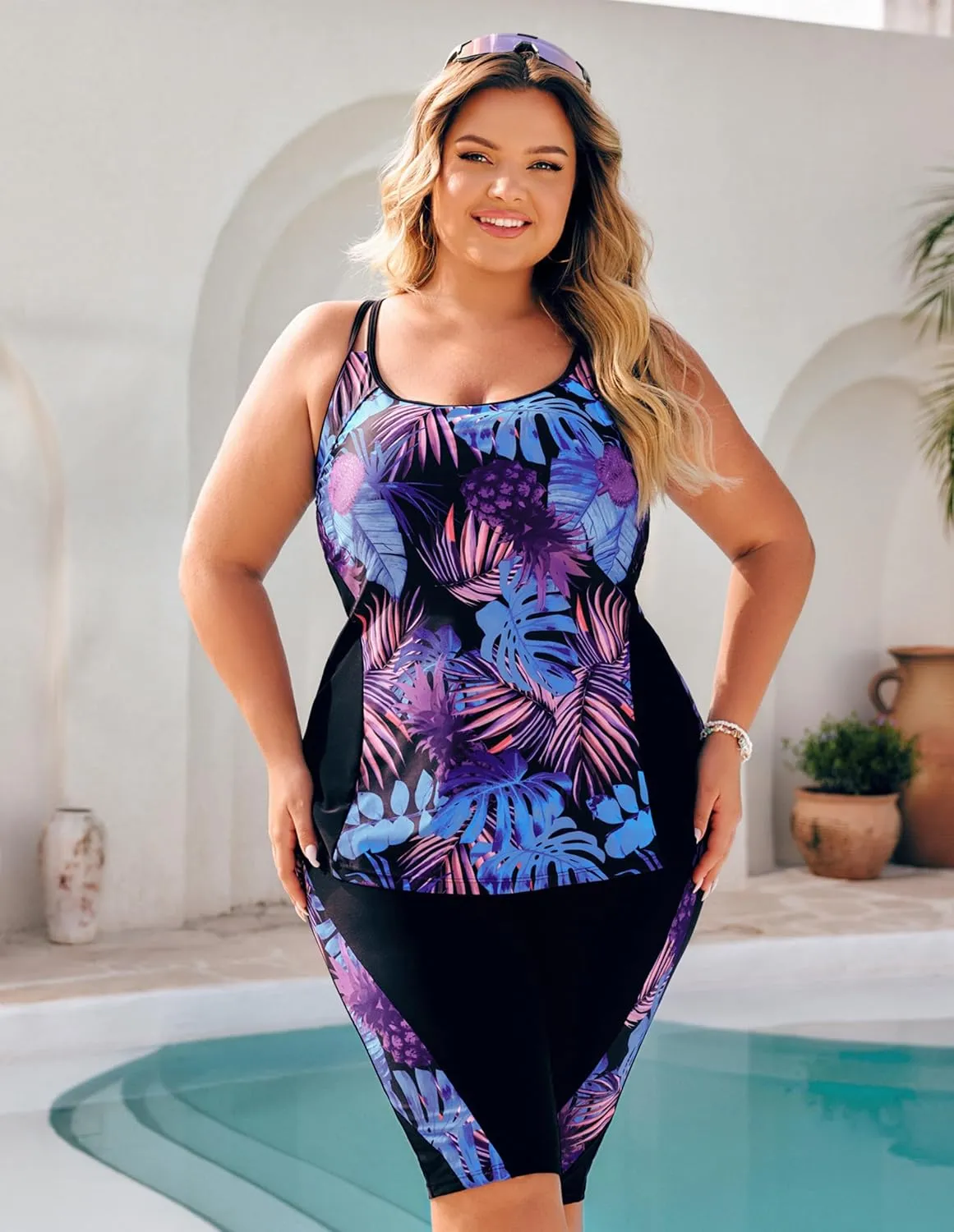 Hanna Nikole Women's Plus Size Tankini Swimsuits Two Piece Bathing Suits Rash Guard Swimwear with Capris Shorts
