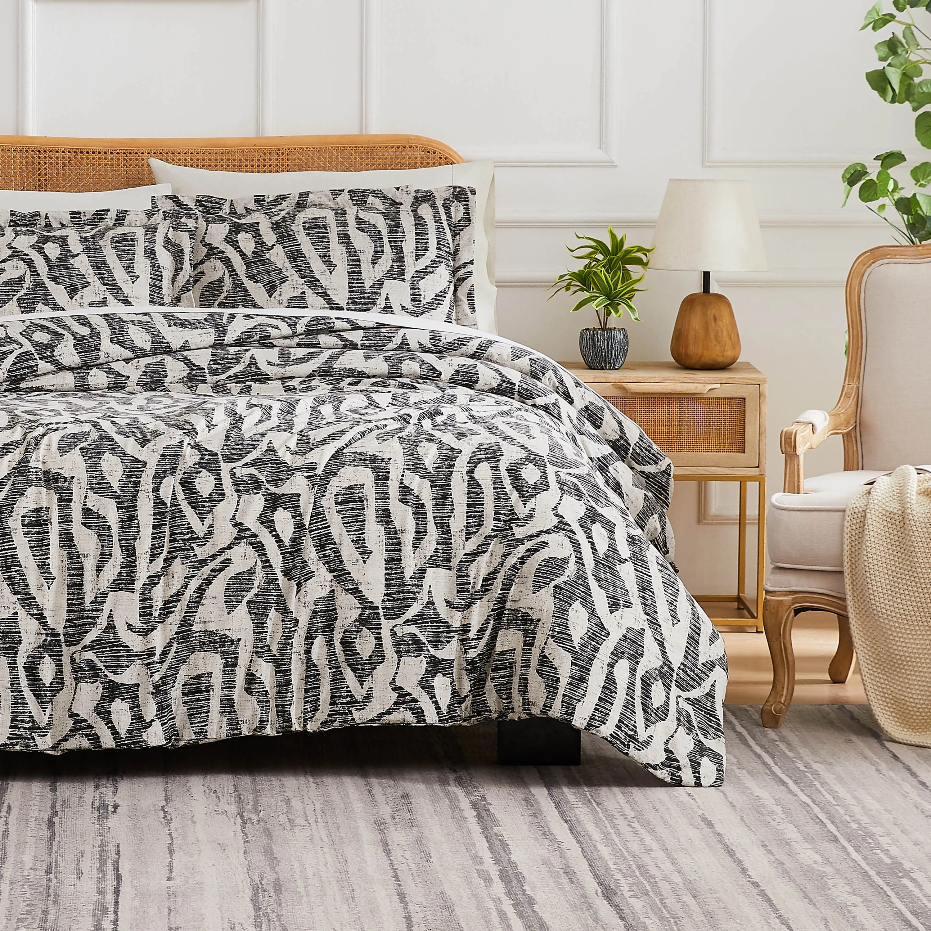 Khari Oversized Comforter Set