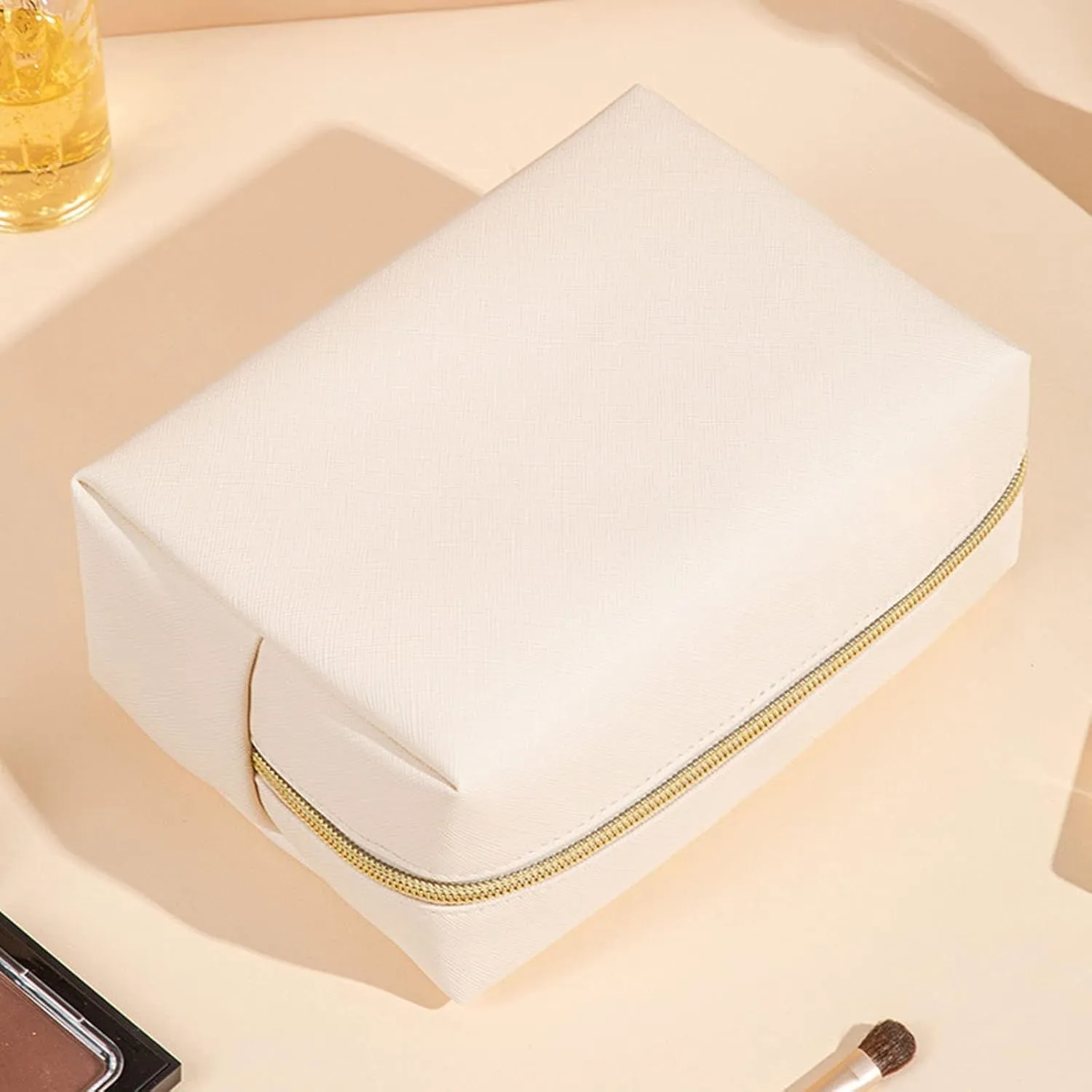 Makeup Bag,Portable PU Leather Large Capacity Waterproof Small Makeup Pouch,Travel Toiletry Bag,Cosmetic Bag,Makeup Bag Organizer for Girls Gifts Women Daughter