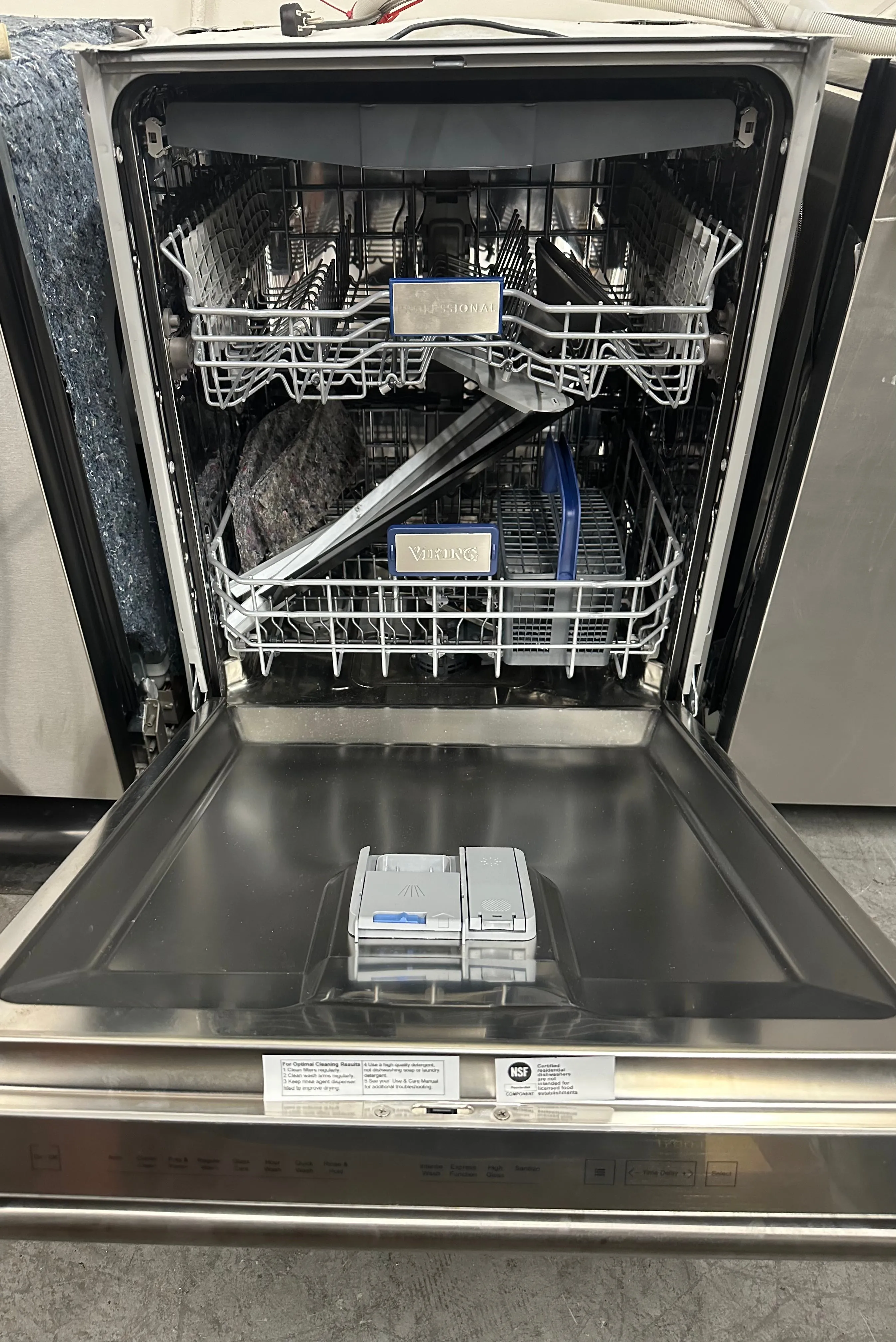 Viking VDWU524WSSS 24 Inch Fully Integrated Dishwasher with 16 Place Setting Capacity, 8 Wash Cycles, LCD Control Panel, Water Softener, Multi Level Power Wash, Quiet Clean, Full Size Rack and Turbo Fan Dry