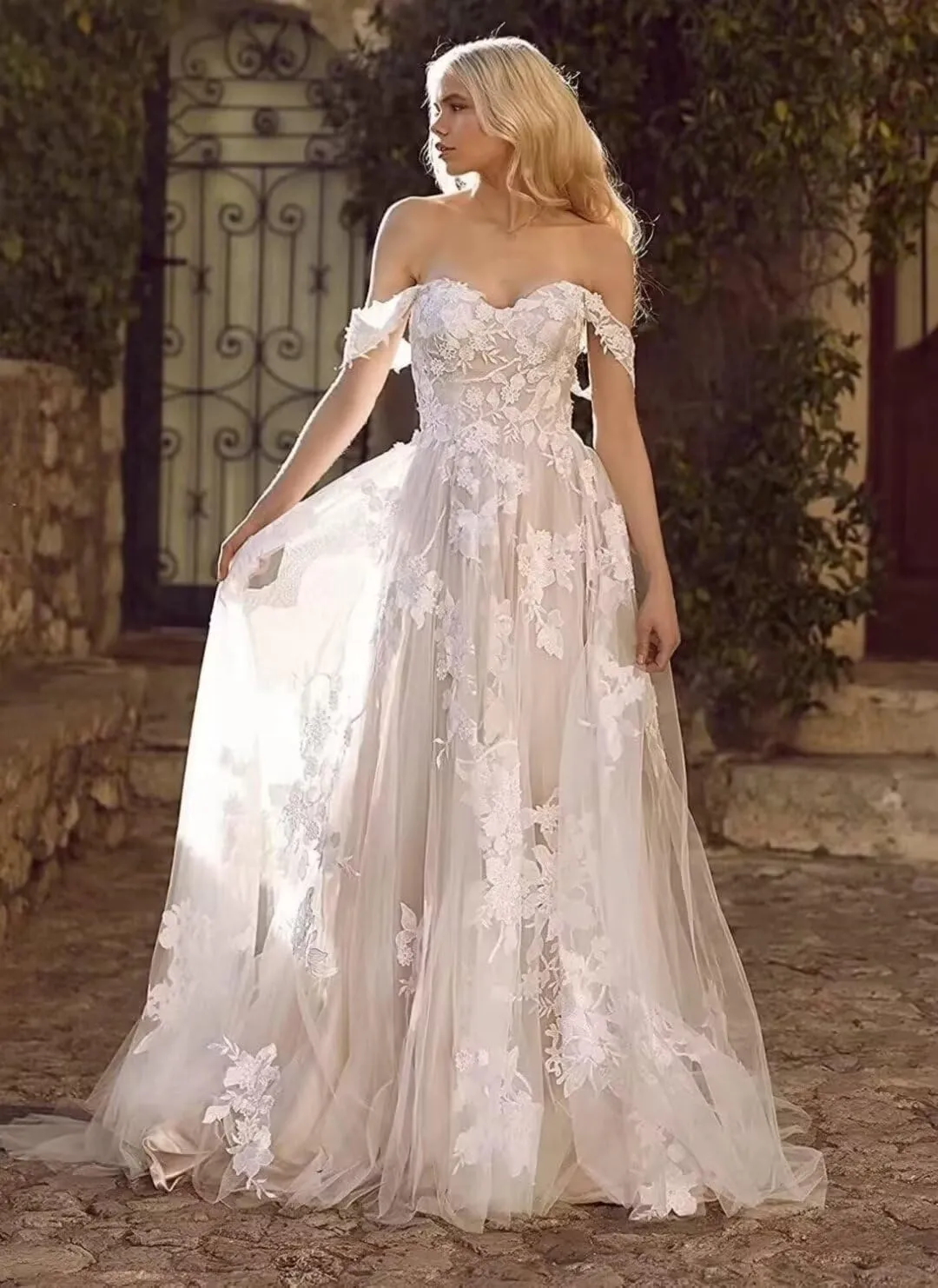 Wedding Dresses for Bride 2024 Boho Beach Lace Appliques Mermaid Beaded V Neck Bridal Gown for Women with Train